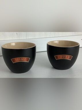 Authentic Baileys Irish Cream Pair of 'Yours' and 'Mine' Ceramic Mugs Never Used